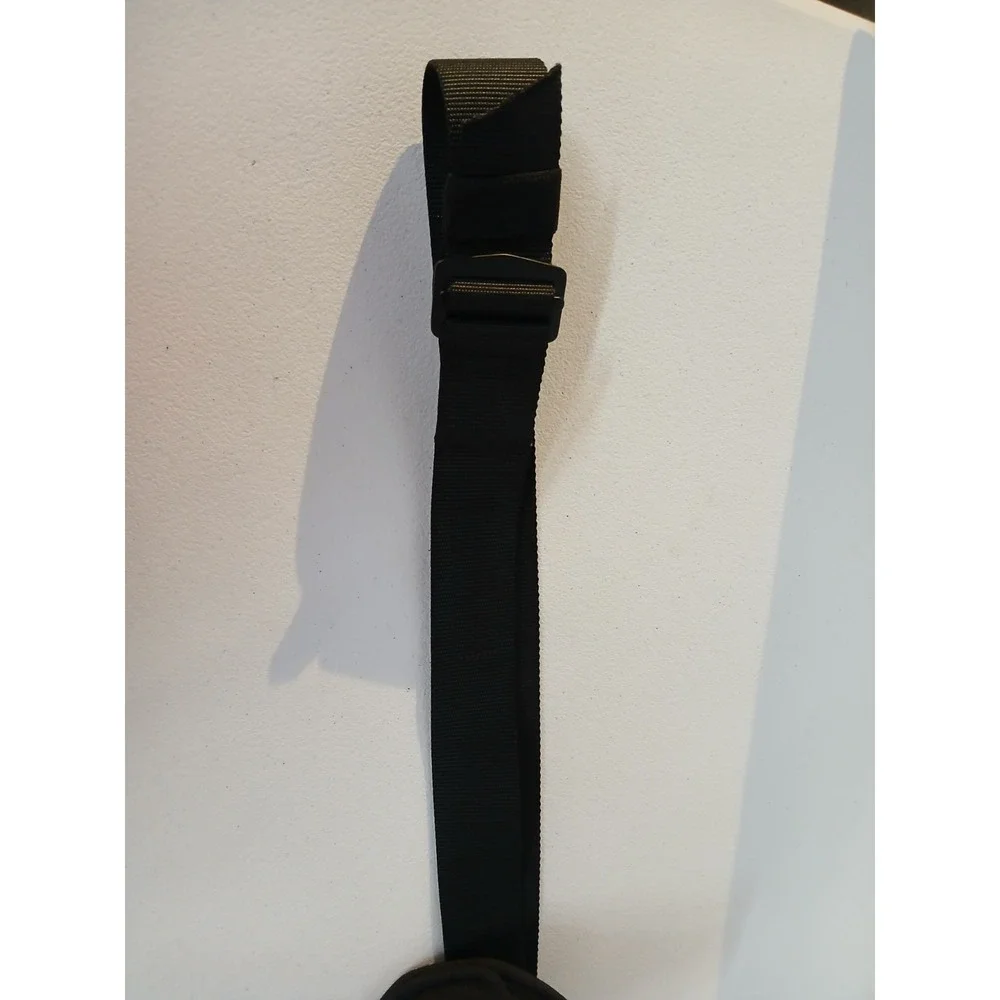 Uncle Mikes Sidekick Hip Holster  3.5'X4.5' Size 15/RH NR -Black Hawk Belt #1227
